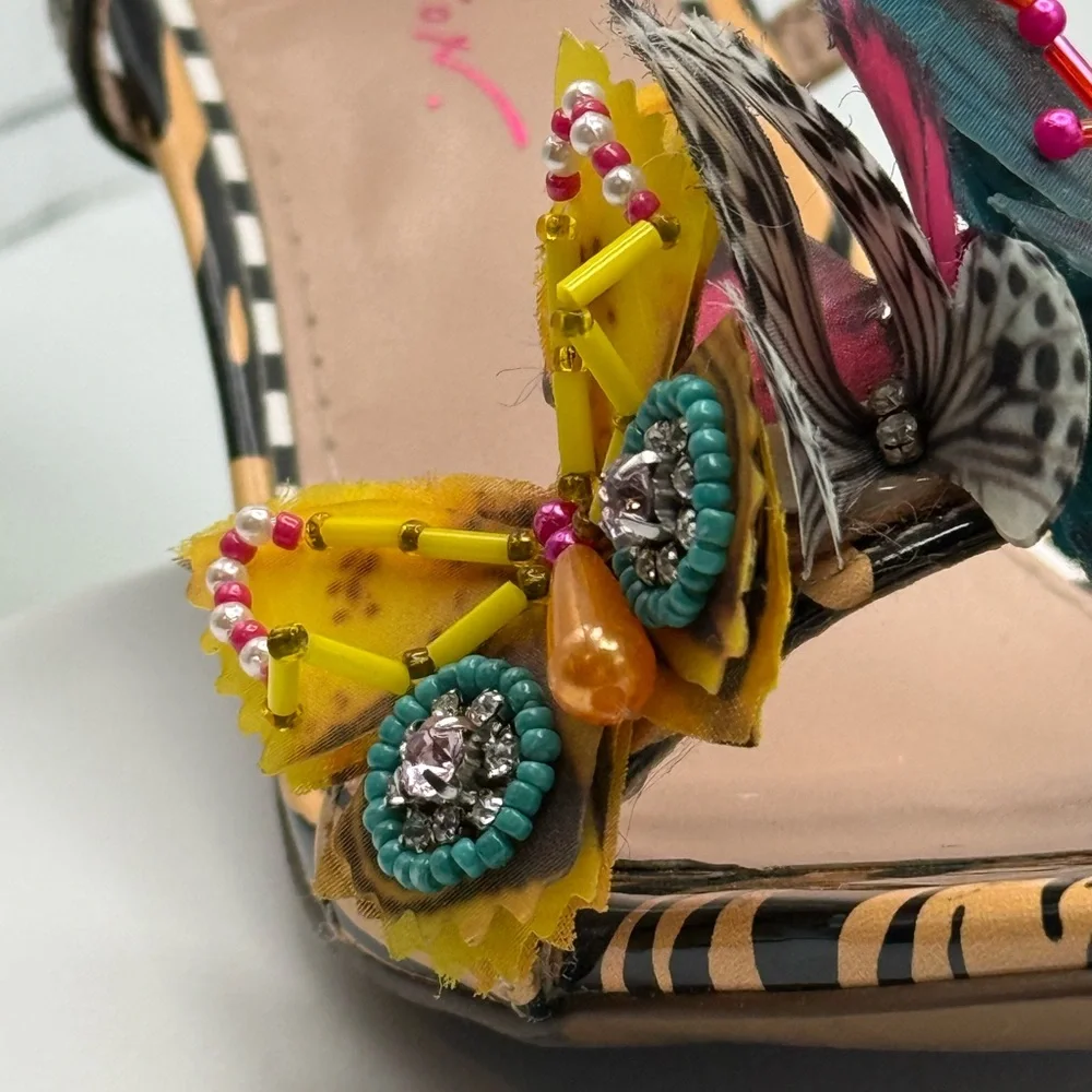 Betsey Johnson Everly Strappy Butterfly 🦋 Embellishment Heels Sandals 8 - Picture 6 of 11